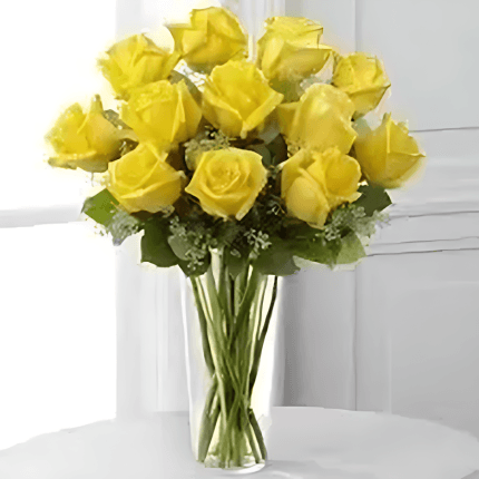 20-yellow-roses-in-a-vase-enhanced
