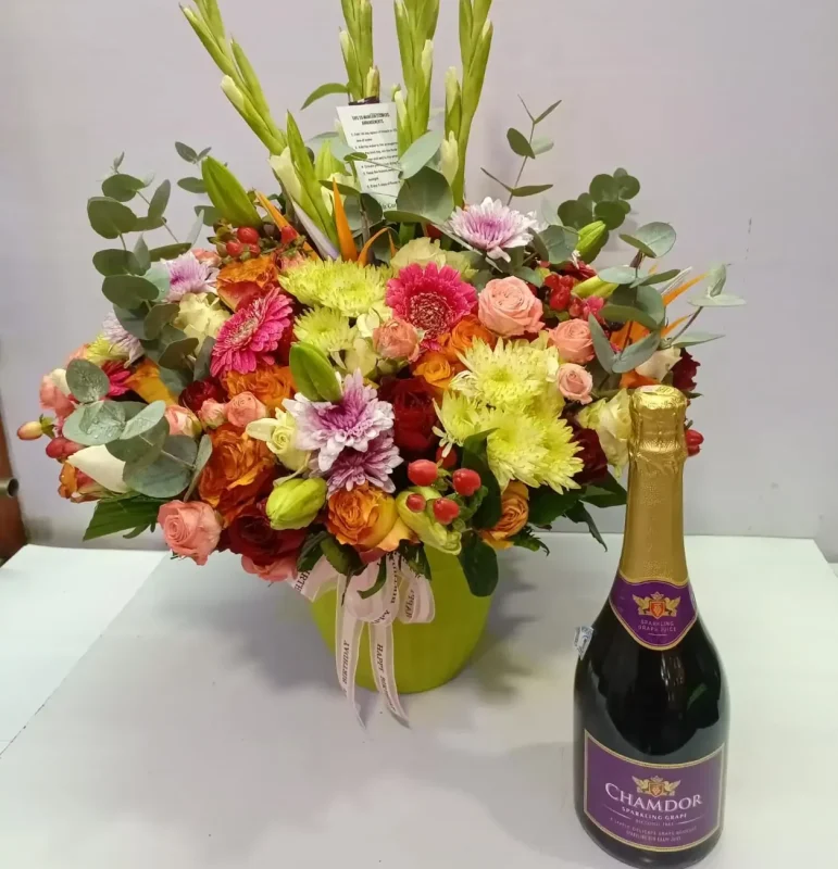 executive-wooden-box-bouquet-and-chamdor