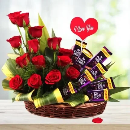 parliz-bouquet-red-roses-and-chocolate-harmony-a-unique-expression-of-love