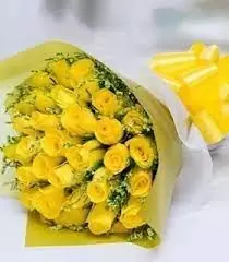 two-dozen-yellow-roses-flowers